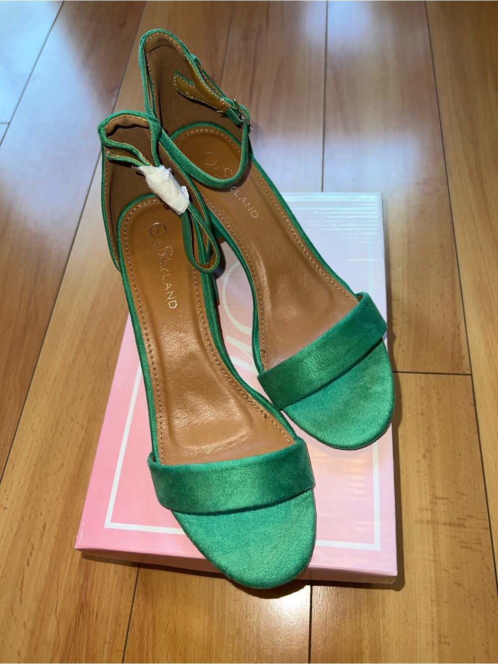 NWT Shoe Land HerStyle “Sunday” Emerald Green Open-Toe Ankle-Strap Heels